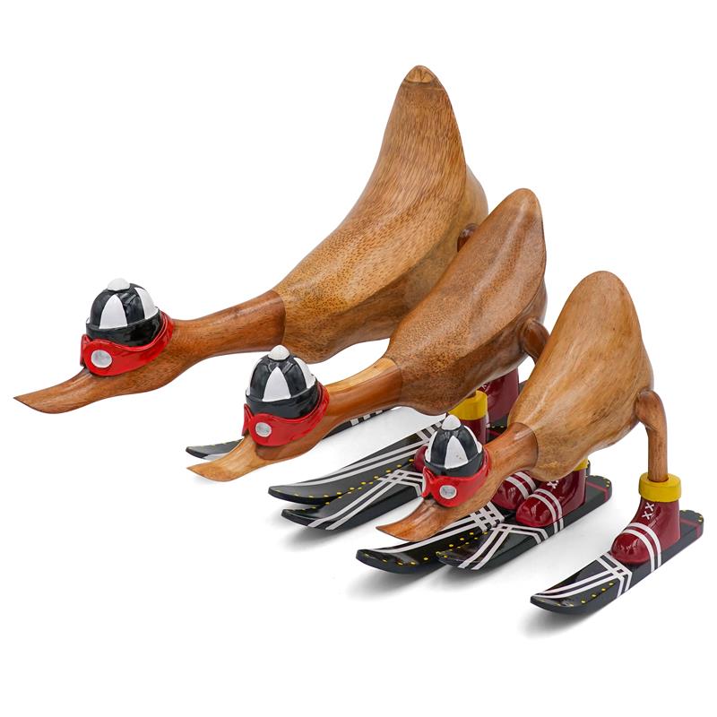 Ente »Magdalena« - groß vorn gebeugt braun mit Ski