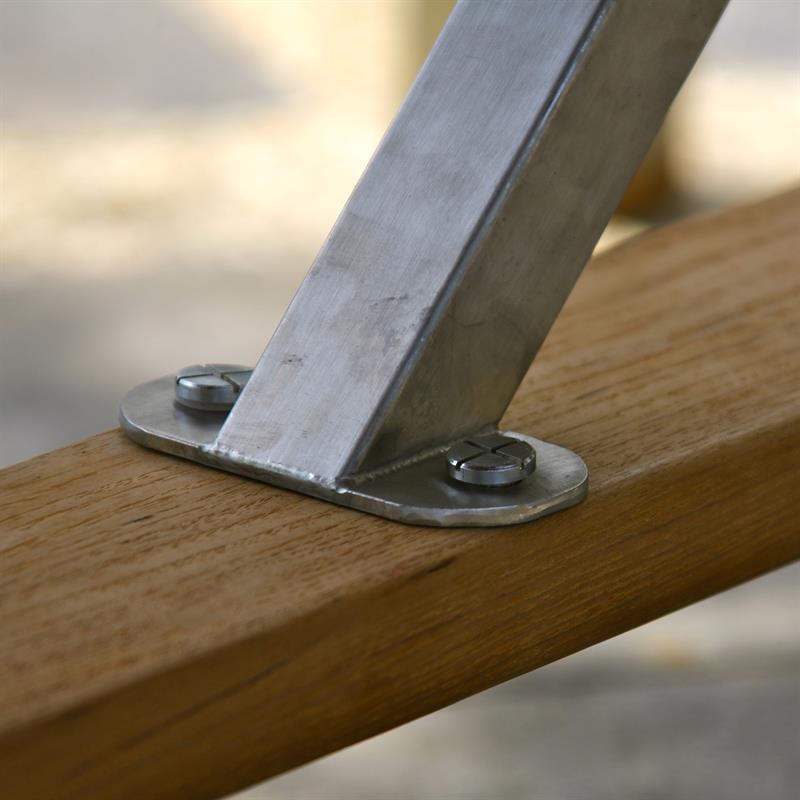 Moselle Ausziehtisch-Set 220 bestehend aus Moselle Ausziehtisch 220/160 x 100 und Moselle Stapelstühlen aus Teak mit Edelstahl