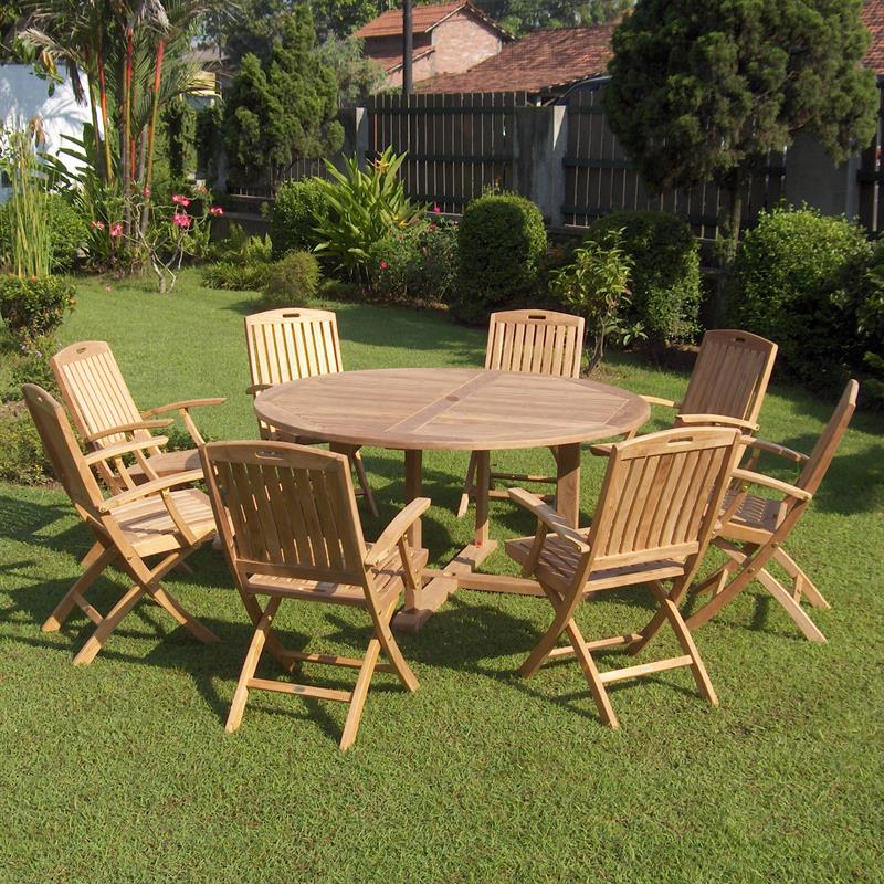 Denver Set 150 consisting of Denver Round Table 150 and Denver Folding Chairs with Armrests Teak with Brass Fittings