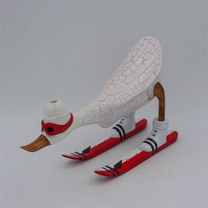 Duck »Dennis« - medium bent forward white with ski