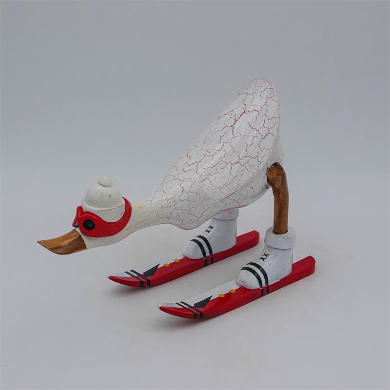 Duck »Dominik« - small, bent forward, white with skis