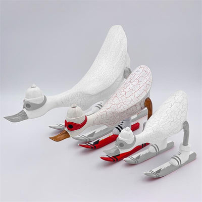 Duck »Dennis« - medium bent forward white with ski