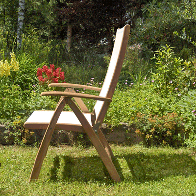 Ensemble de chaises à dossier haut Rivera 300 composé d'une table double extensible Denver 300/260/220x110 et de chaises à dossier haut Rivera en teck avec ferrures en Batyline et inox